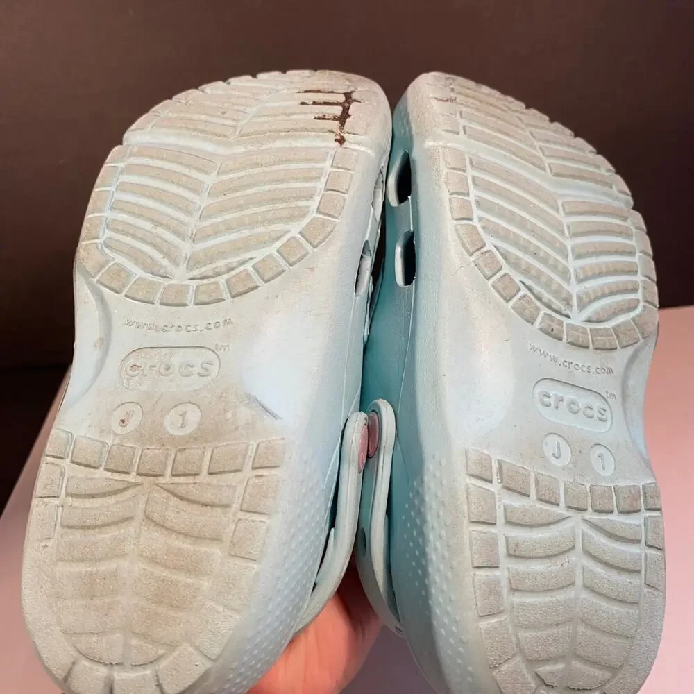 Crocs Frozen 2 Ice Blue 206804-ICBL kids shoes Size 1 Elsa Anna